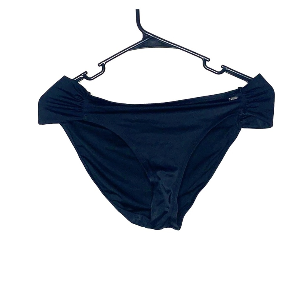 Black bathing suit bottoms